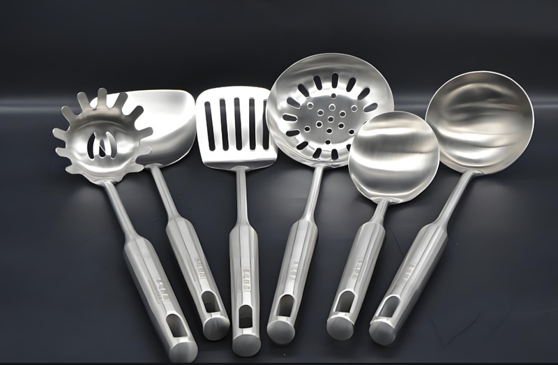 Every kitchen utensil carries memories and warmth of life